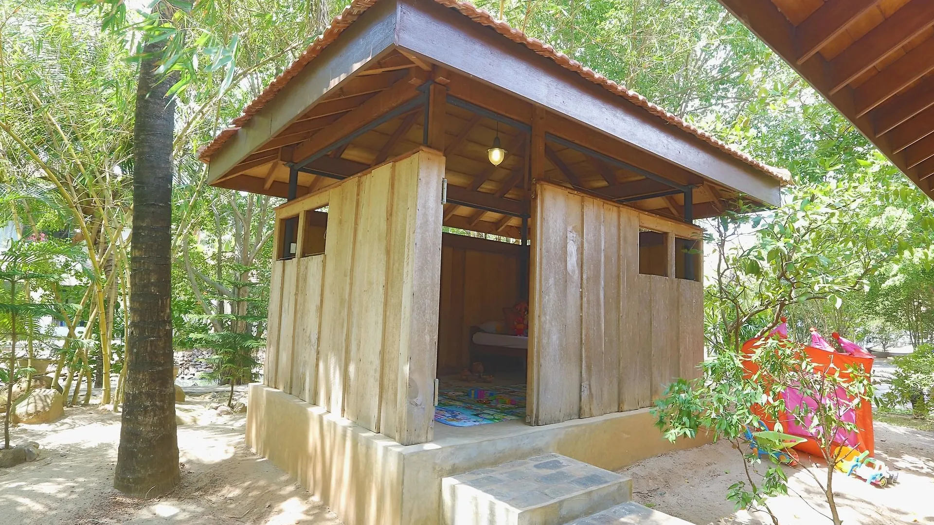 Hundira Villa Negombo
