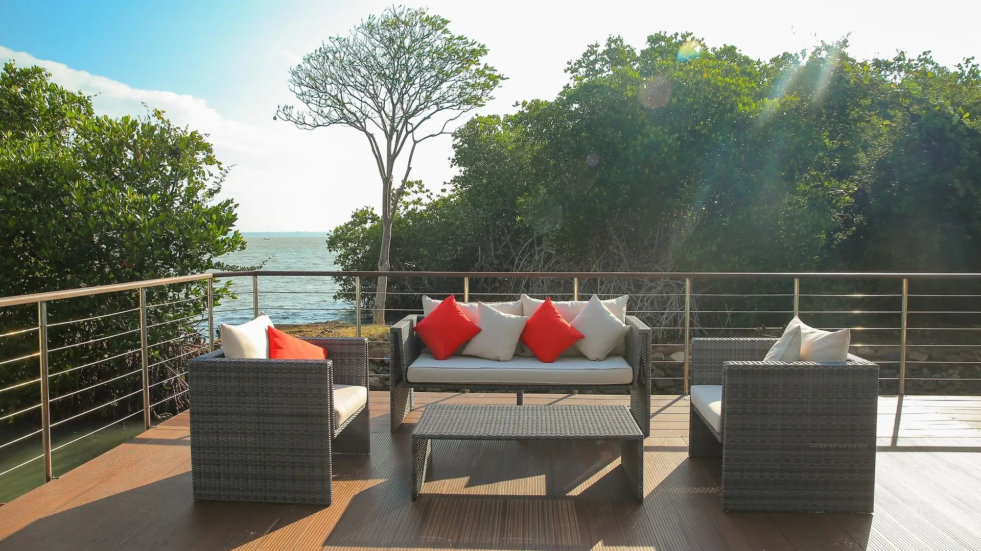 Hundira Villa Negombo