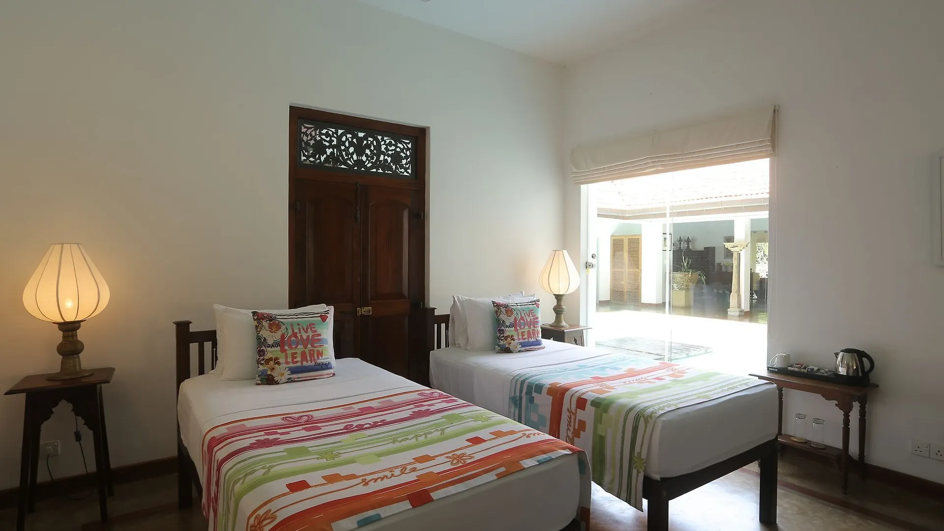 Hundira Villa Negombo